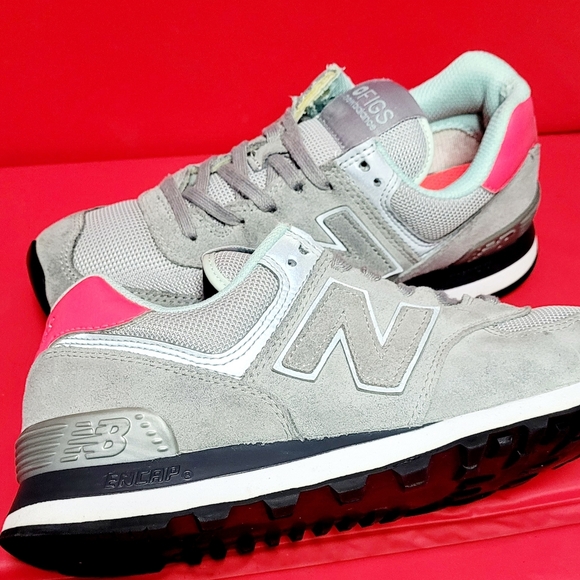 Figs New Balance 574 Women's Gray Medical Workwear Sneakers #WL574FGG size 8 - Picture 7 of 11